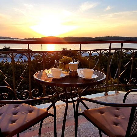 Apartamento App Obrovac In The Centre - With Amazing Sea View! Pula Exterior foto